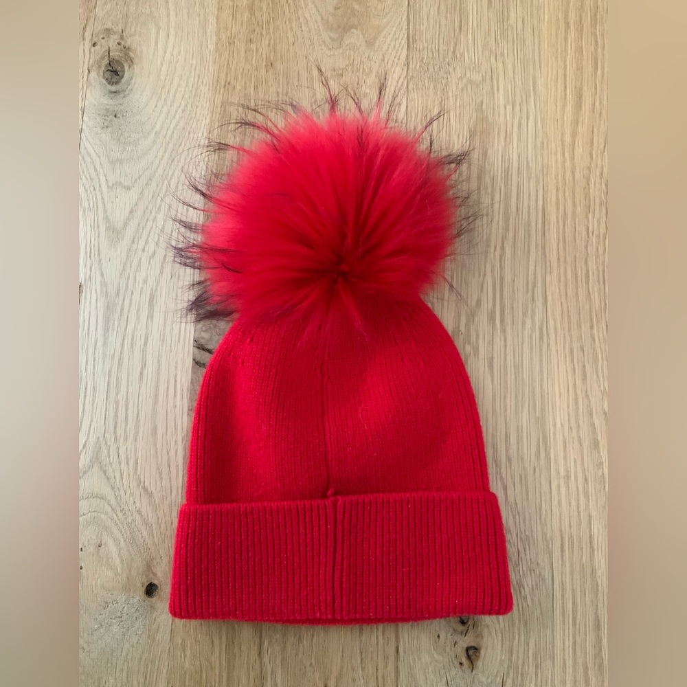 Red Rib-knit Beanie - Picture 3 of 6